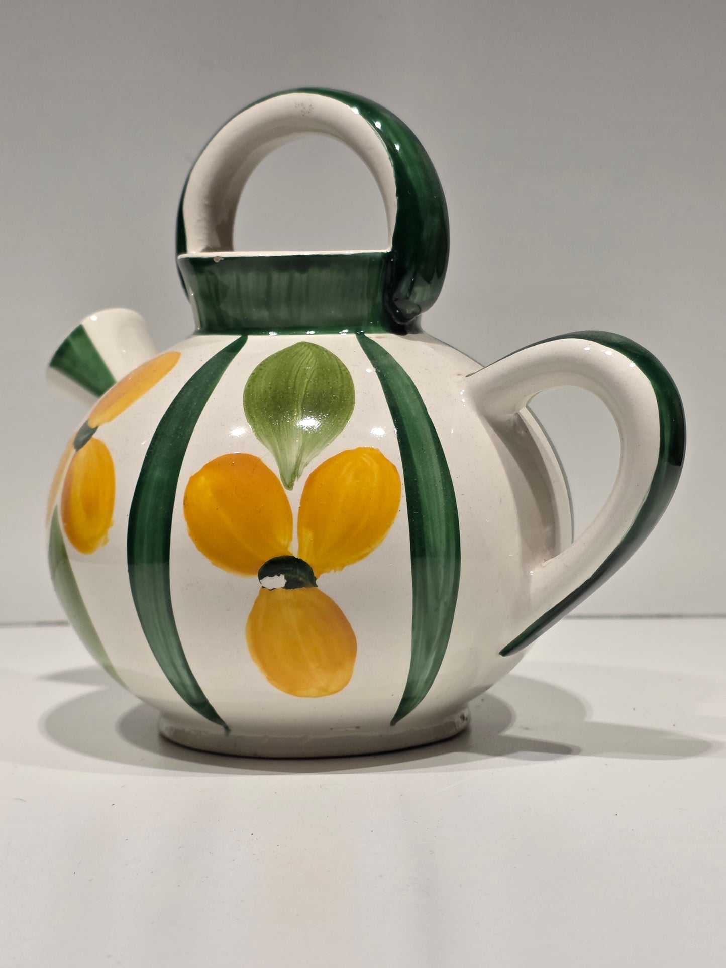 Pichet en faience de Revernay milieu 20ème