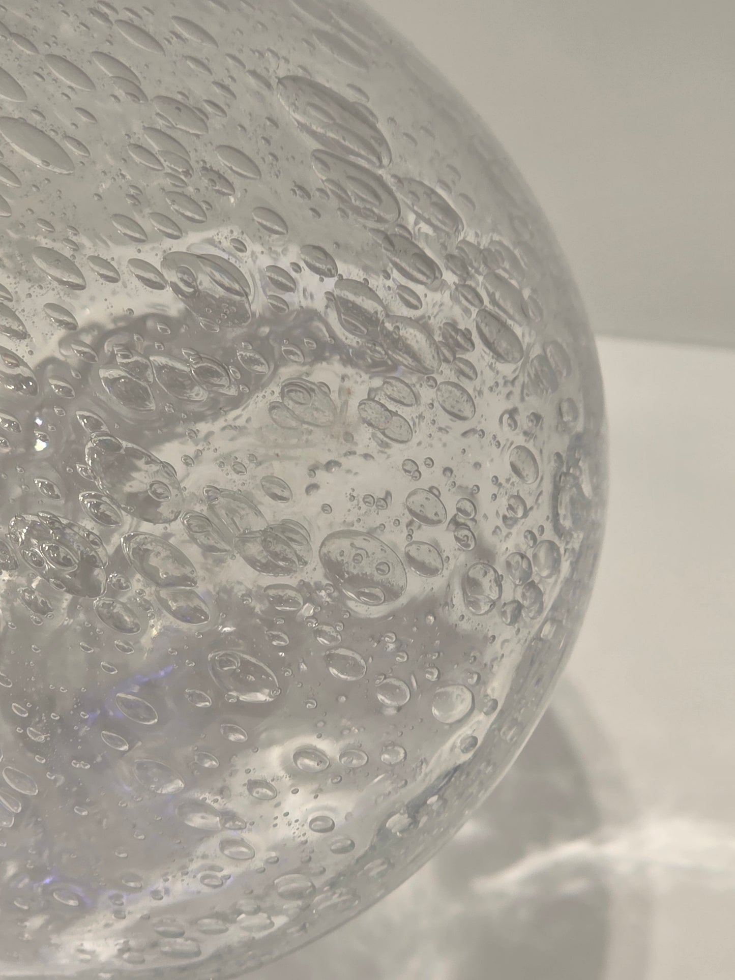 Grand vase verre bullé transparent années 80 style Biot