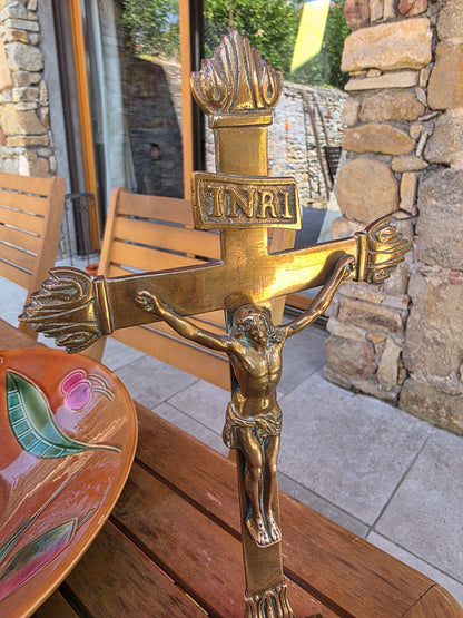 Crucifix laiton du 19ème siècle sur socle ✝️