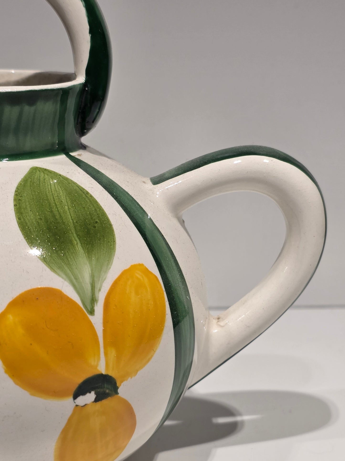 Pichet en faience de Revernay milieu 20ème