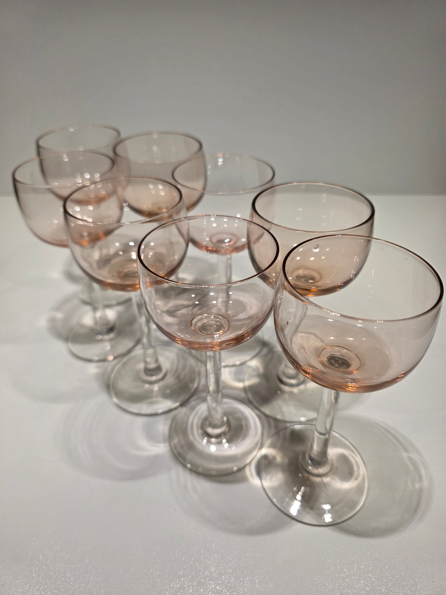 Lot 8 verres ballon en Rosaline années 60/70