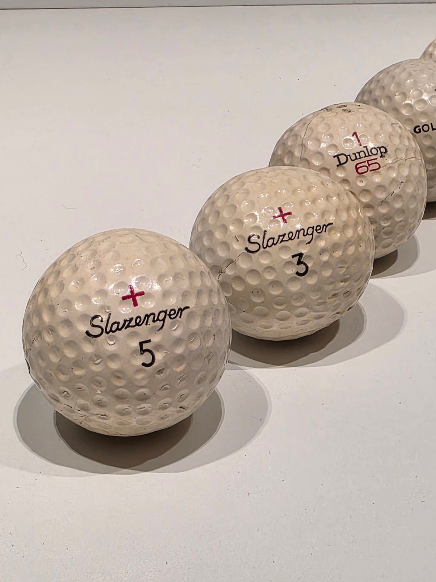 Lot de 5 balles de golf Vintage anglaises et US