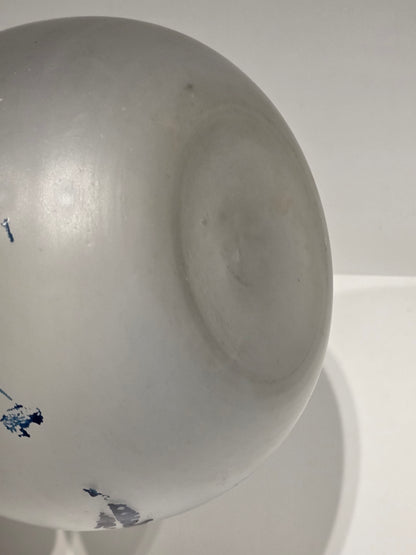 Vase boule verre glacé signé Début 20ème