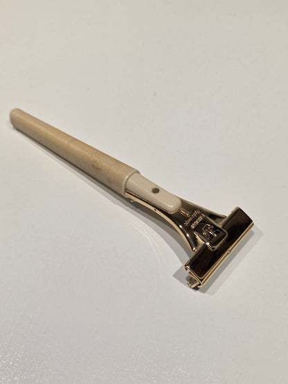 Rasoir schick Golden 500