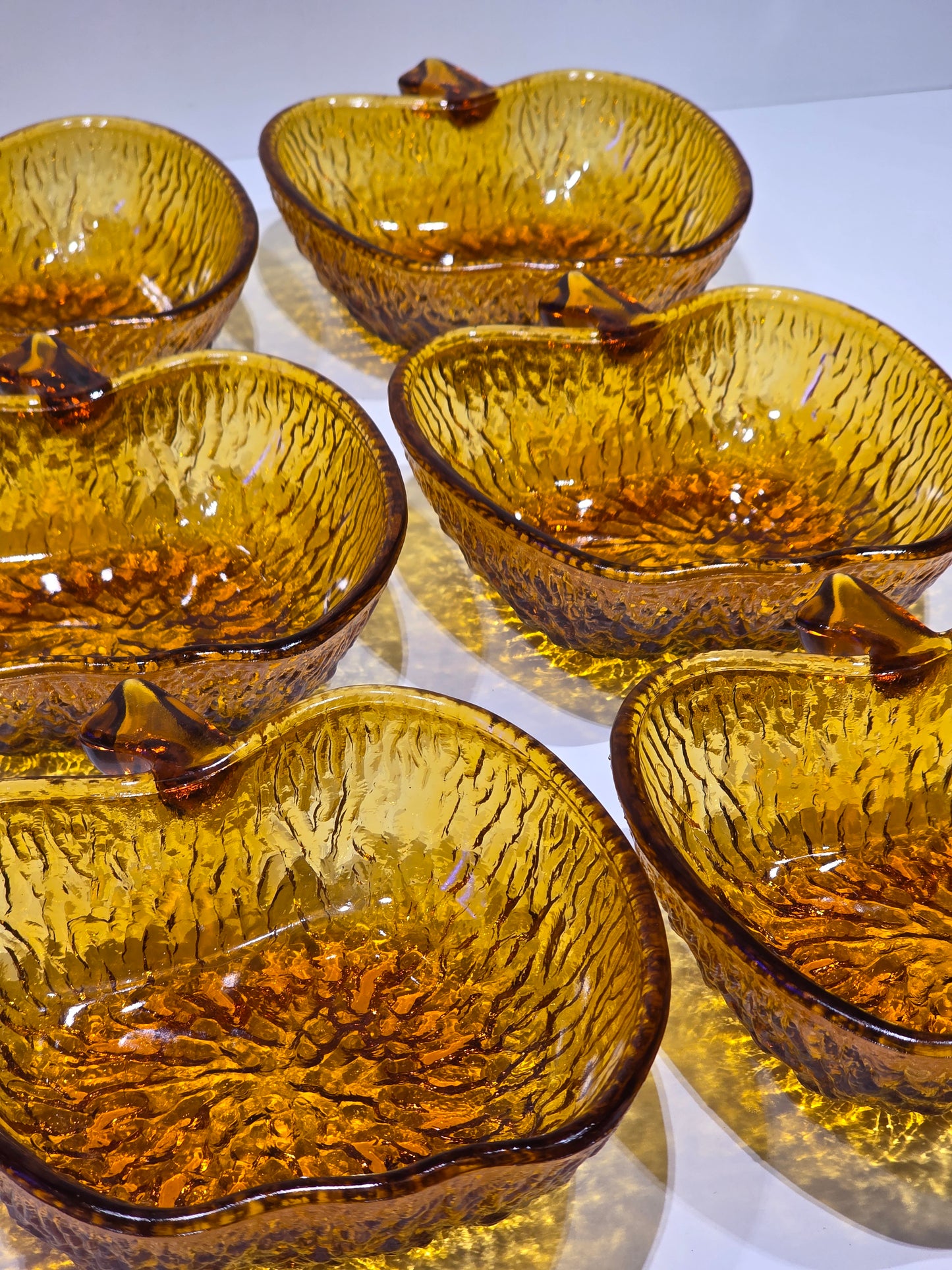 Lot de 6 ramequins verre ambré forme "pomme" seventies