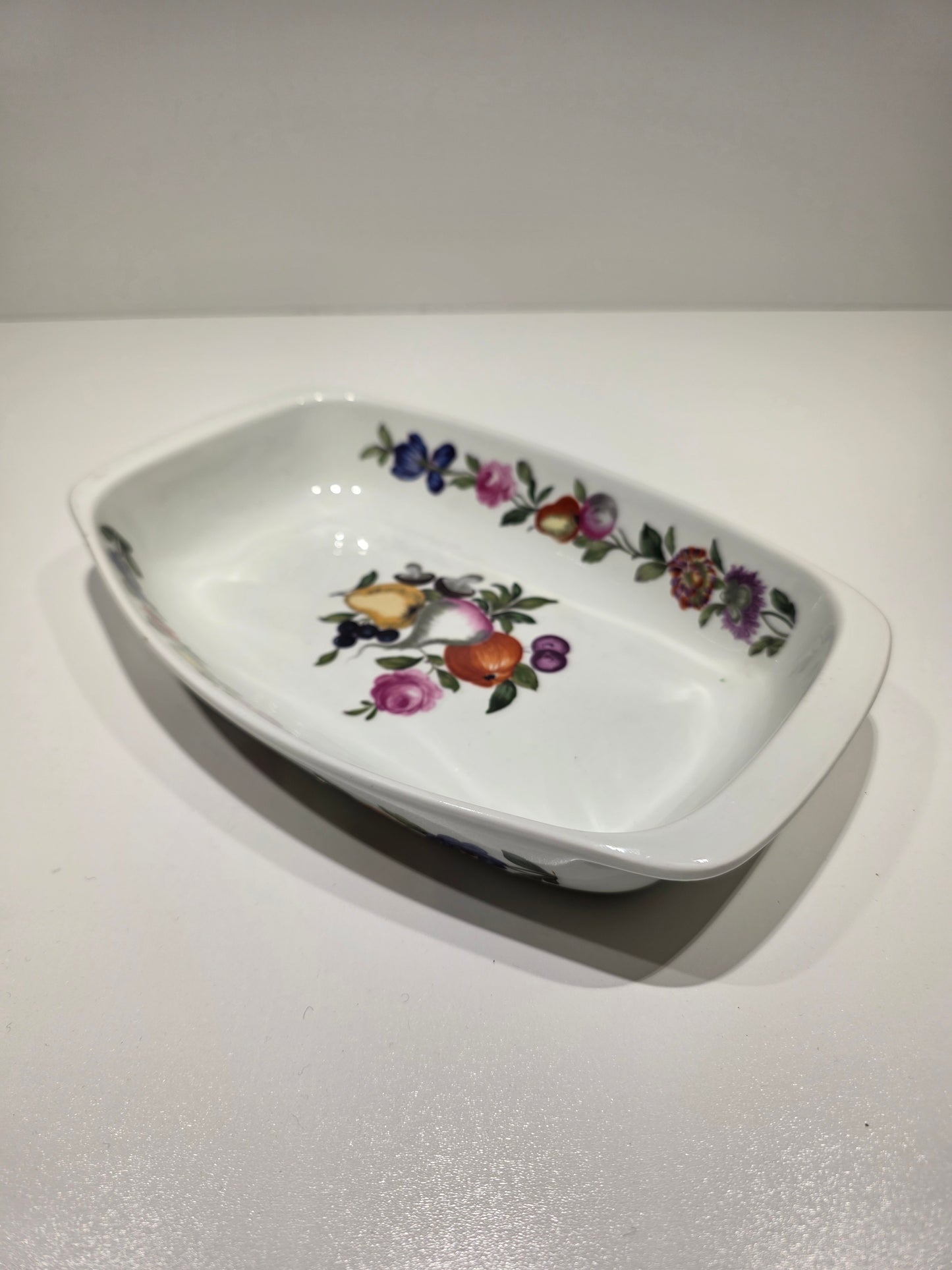 Plat a gratin porcelaine de Paris