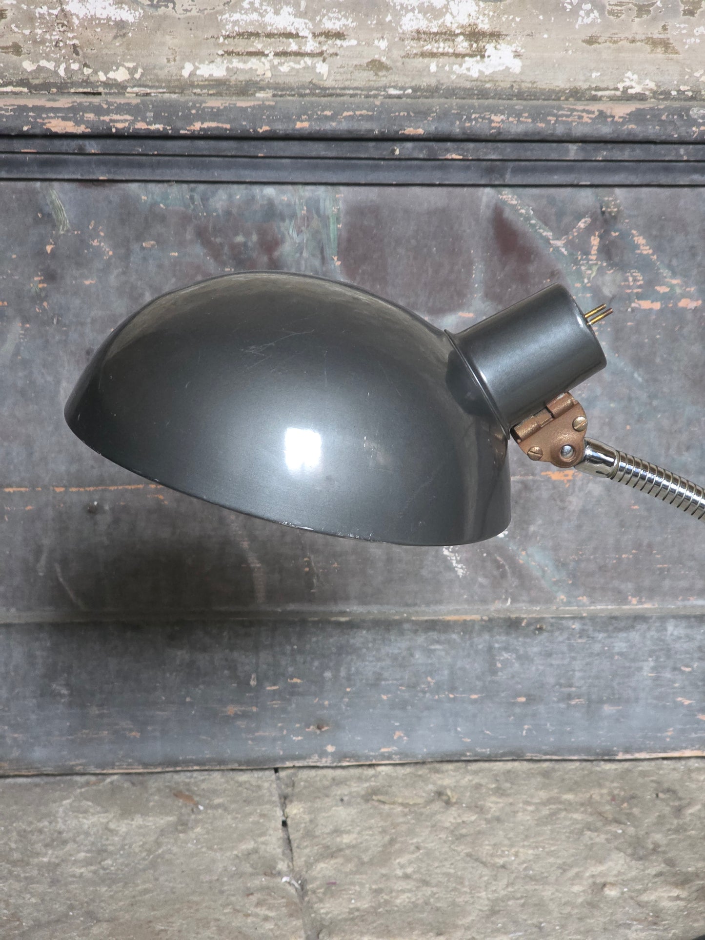 Lampe métal industrielle années 60