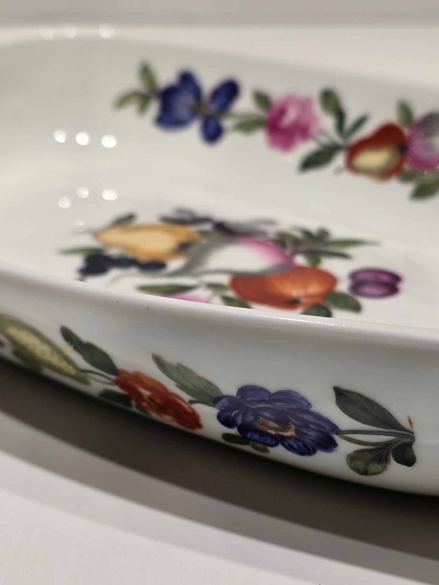 Plat a gratin porcelaine de Paris