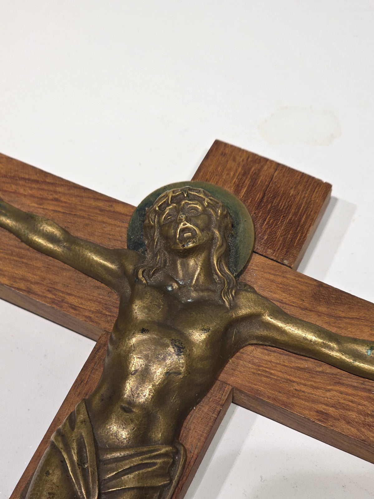 Crucifix 20ème siècle Bois et Bronze art déco