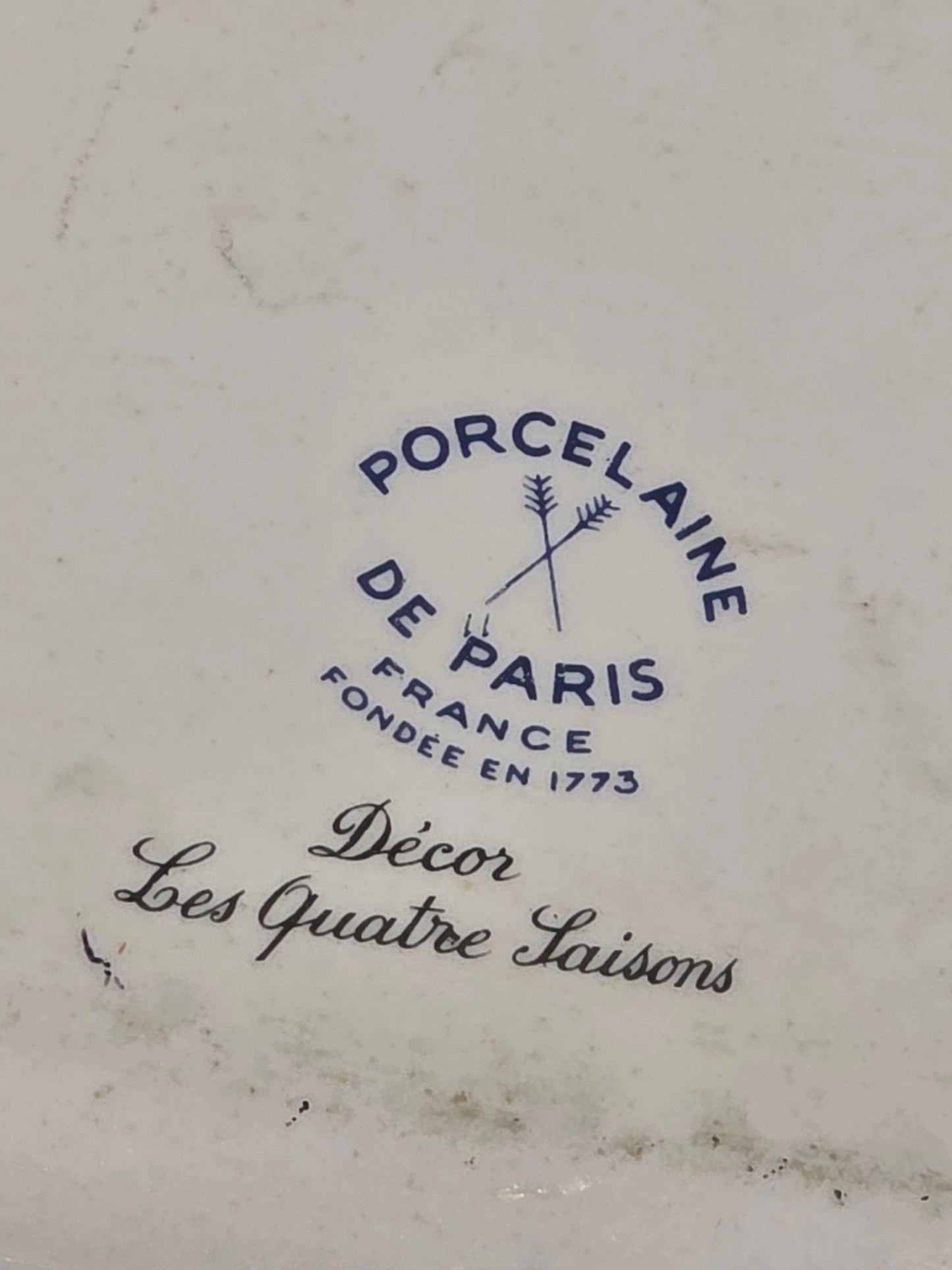 Plat a gratin porcelaine de Paris
