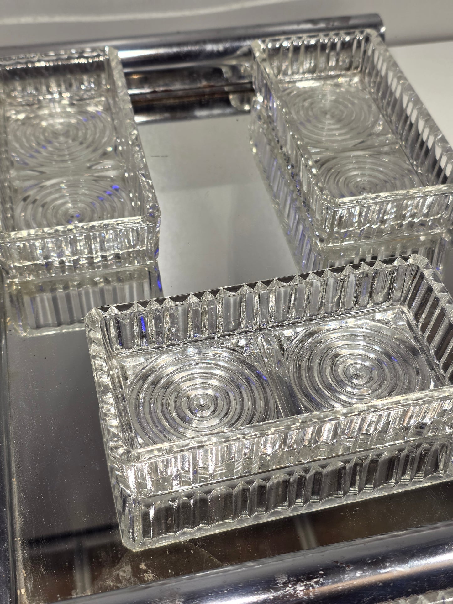 Plateau de service miroir art déco avec 6 ramequins cristal