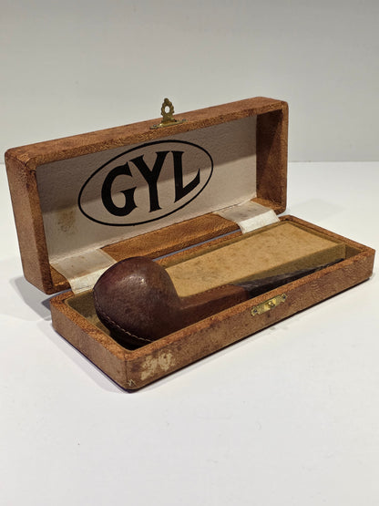 Pipe en bois Gyl recouverte de cuir avec coffret