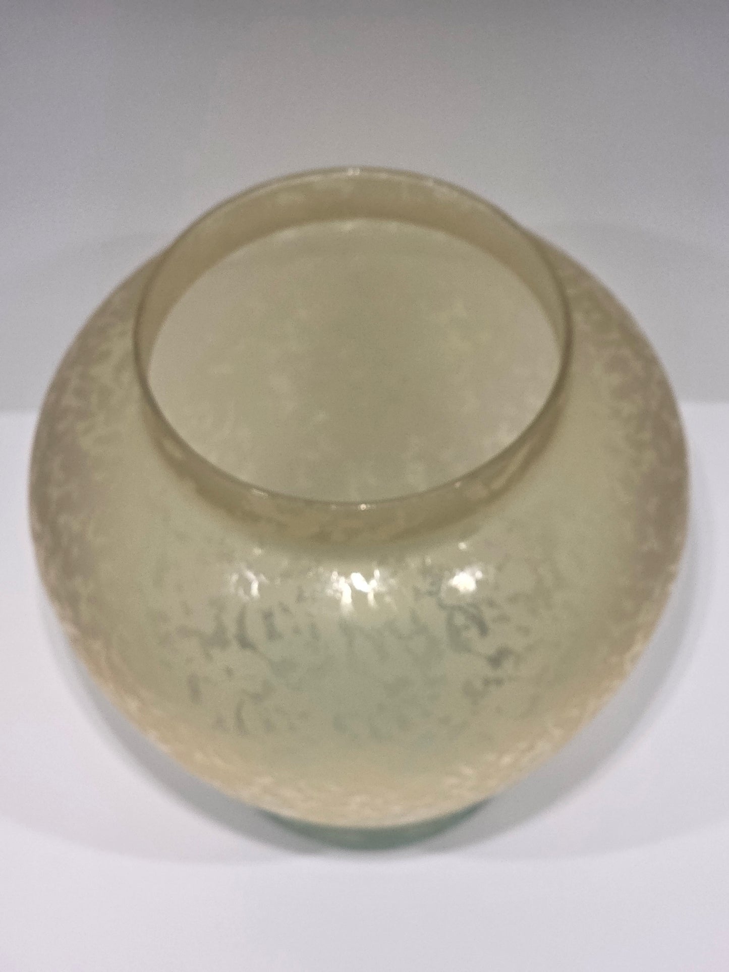 Grande Bonbonnière en verre ciselé