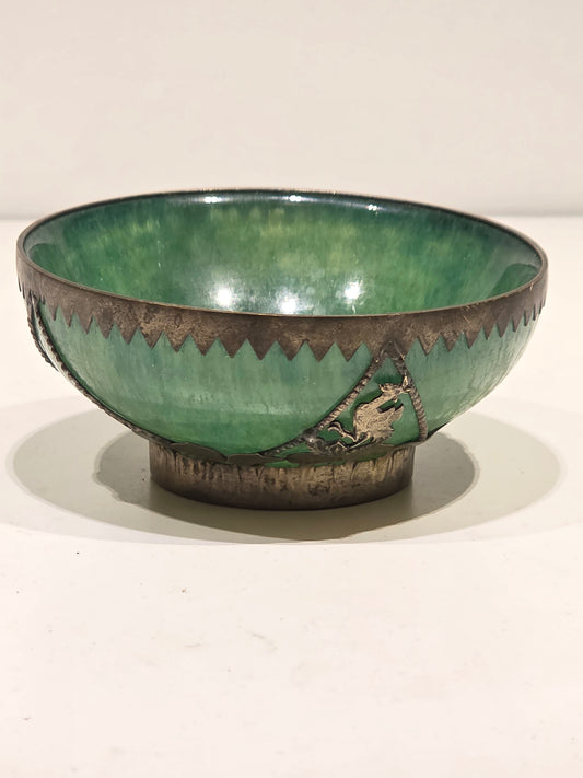 Bol Chinois en jade nephryté et métal 19ème siècle